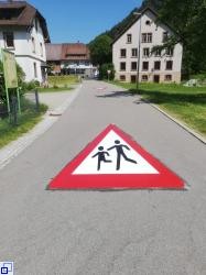 Straßenkennzeichnung Vorsicht Kinder